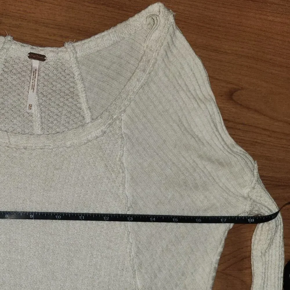 FREE PEOPLE VENTURA Raglan Thermal Top || EUC || sz  XS